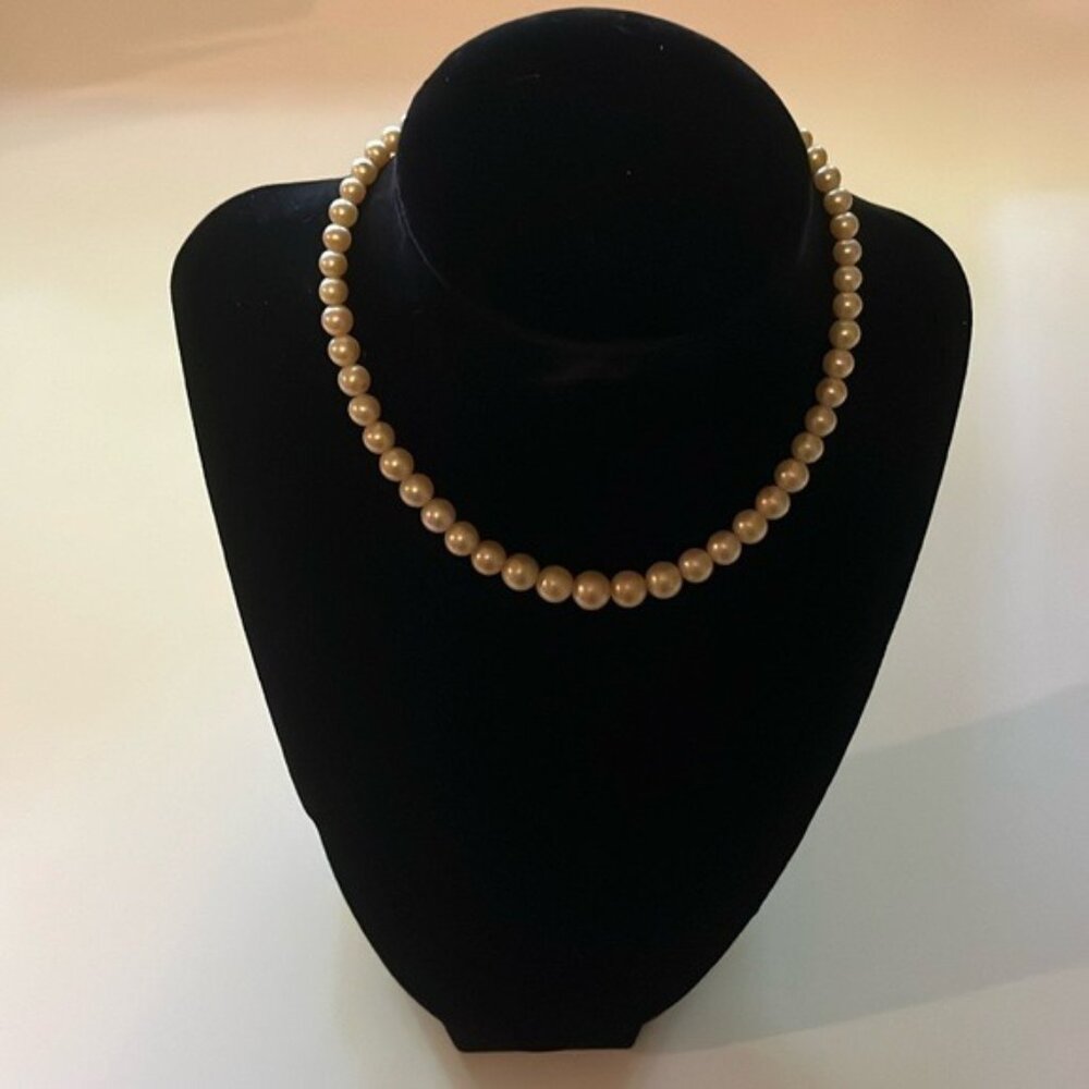 🤍✨ Vintage Faux Pearl Choker Necklace | 13” Elegant Strand
